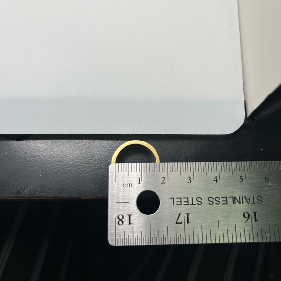 Tiffany & Co. 1995 18K Yellow Gold Atlas Unisex Ring - Picture 8 of 8